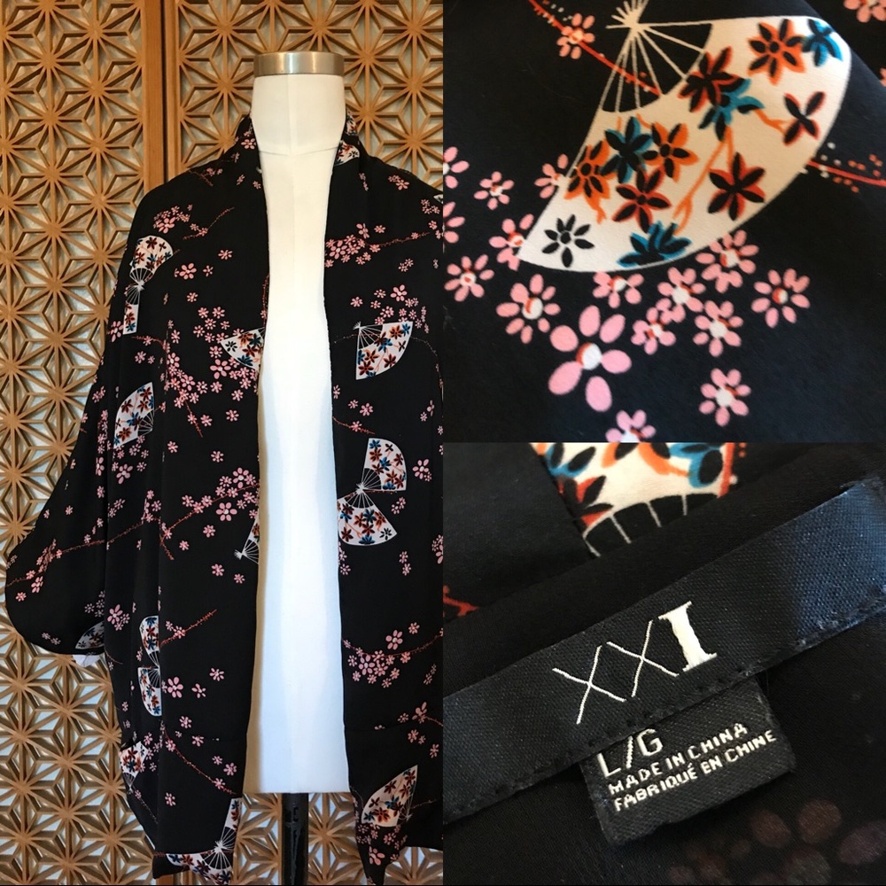 XXI Forever 21 Black kimono size L